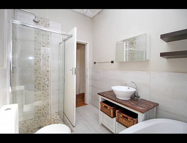 3 BEDROOM HOUSE FOR SALE IN KENSINGTON
